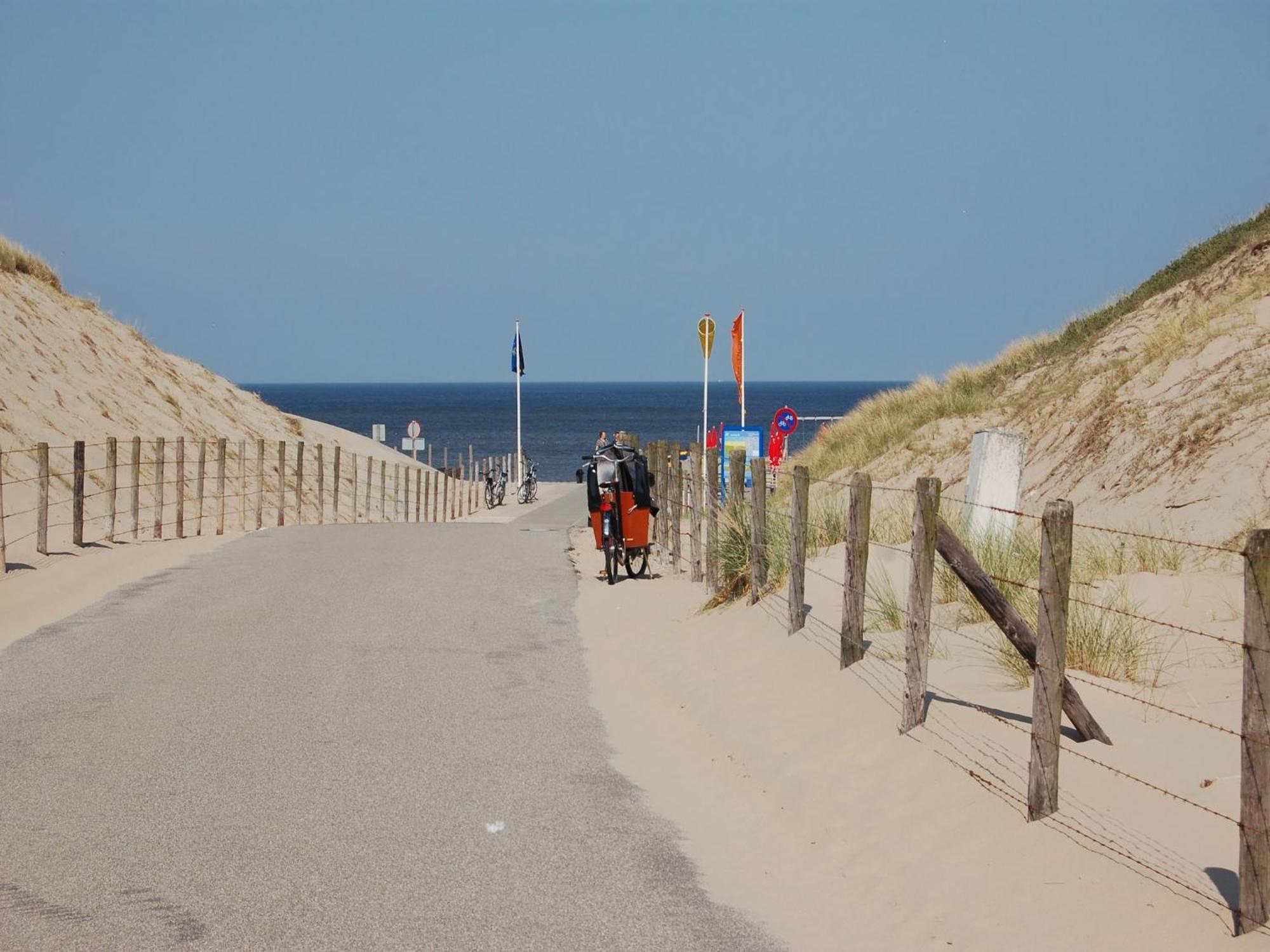 Modern Apartment In Noordwijk Near The Sea Exterior photo